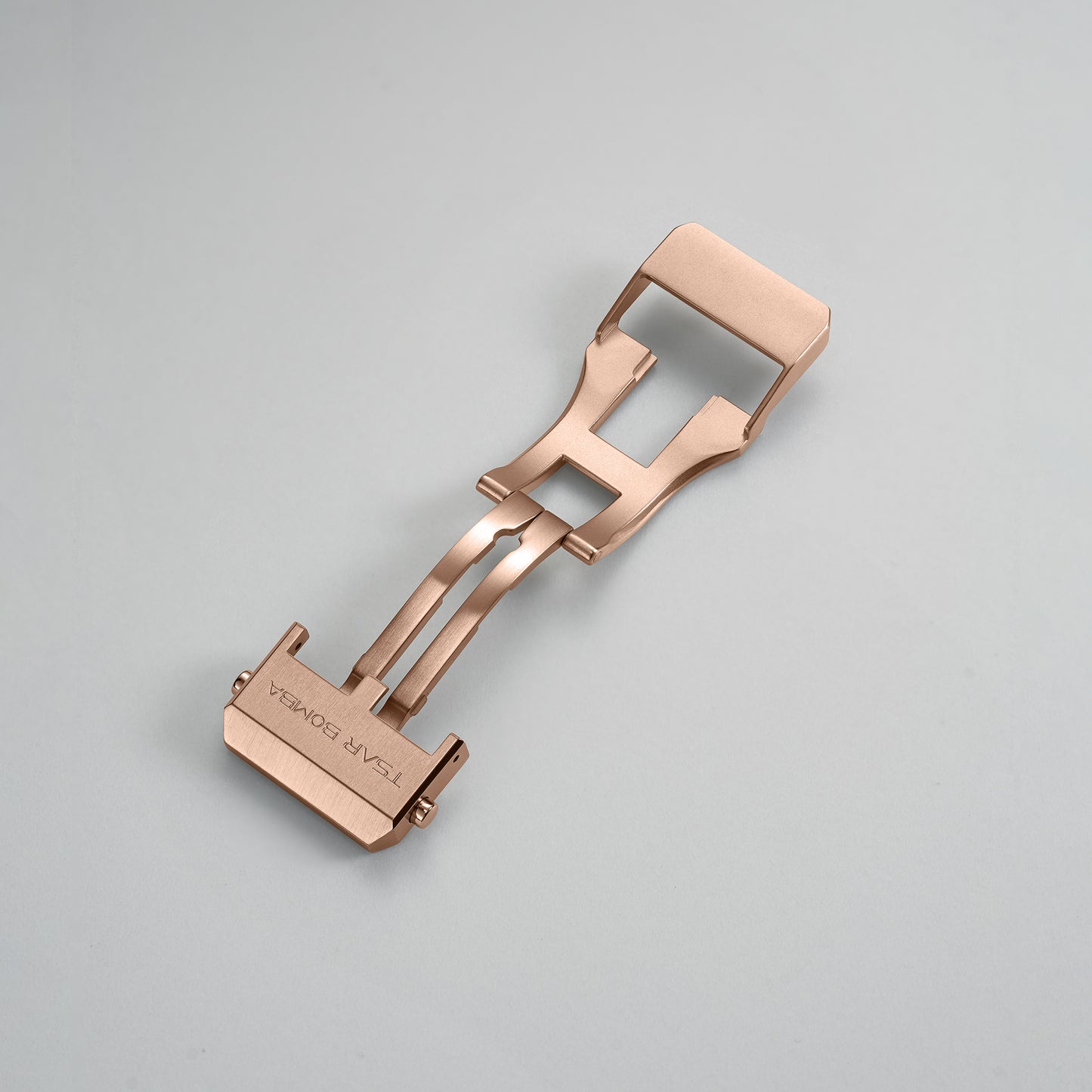 Interchangeable Deployment Buckle